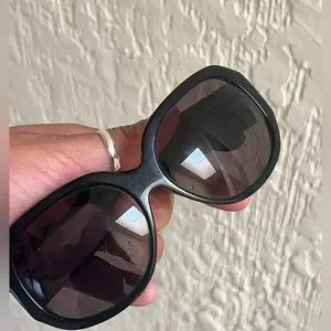 VINTAGE Juicy Couture Black Rounded Sunglasses circa 2006/2007 Juicy Couture | Accessories | Vintage Juicy Couture Black  main image 4